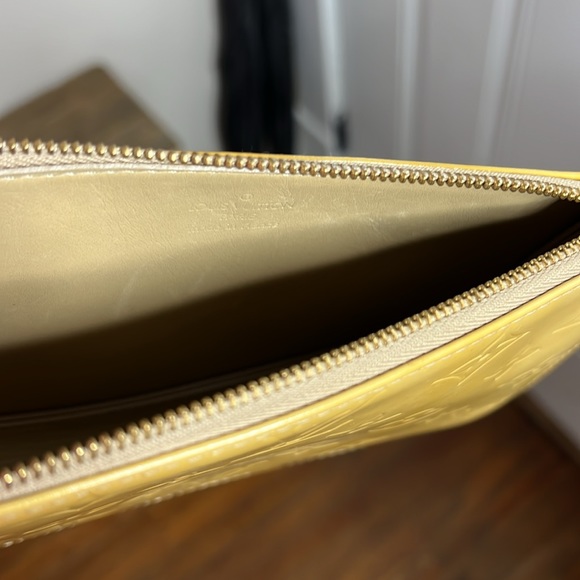 Louis Vuitton Lexington Yellow - Picture 7 of 11